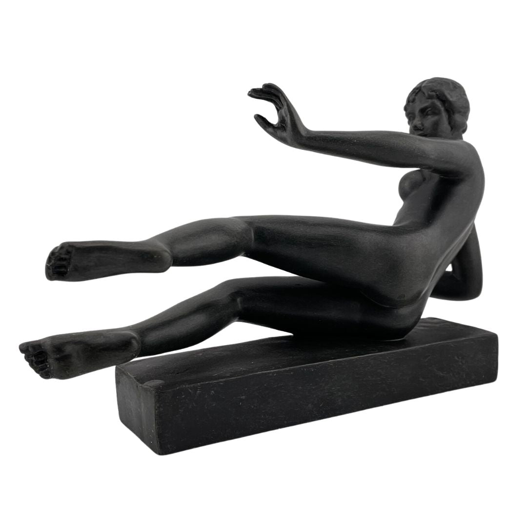 Maillot The Air L'aire Reclining Woman Statue Tabletop Small Parastone