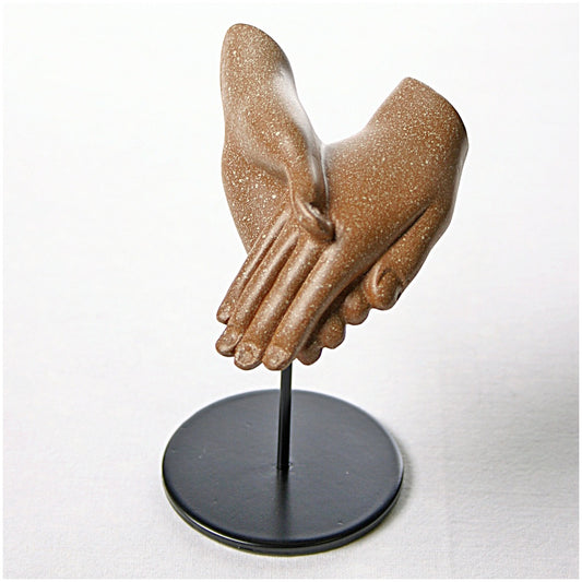 Egyptian Lover Hands Intertwined Akhenaten and Nefertiti Statue on Metal Stand