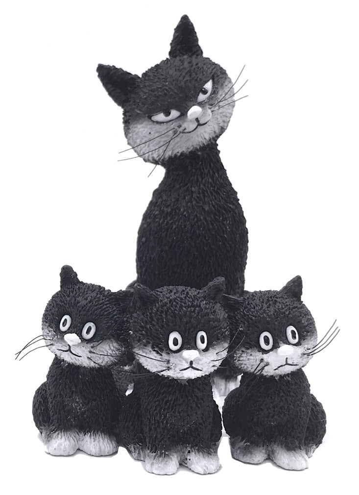 Momma Cat with her Three Kittens by Dubout